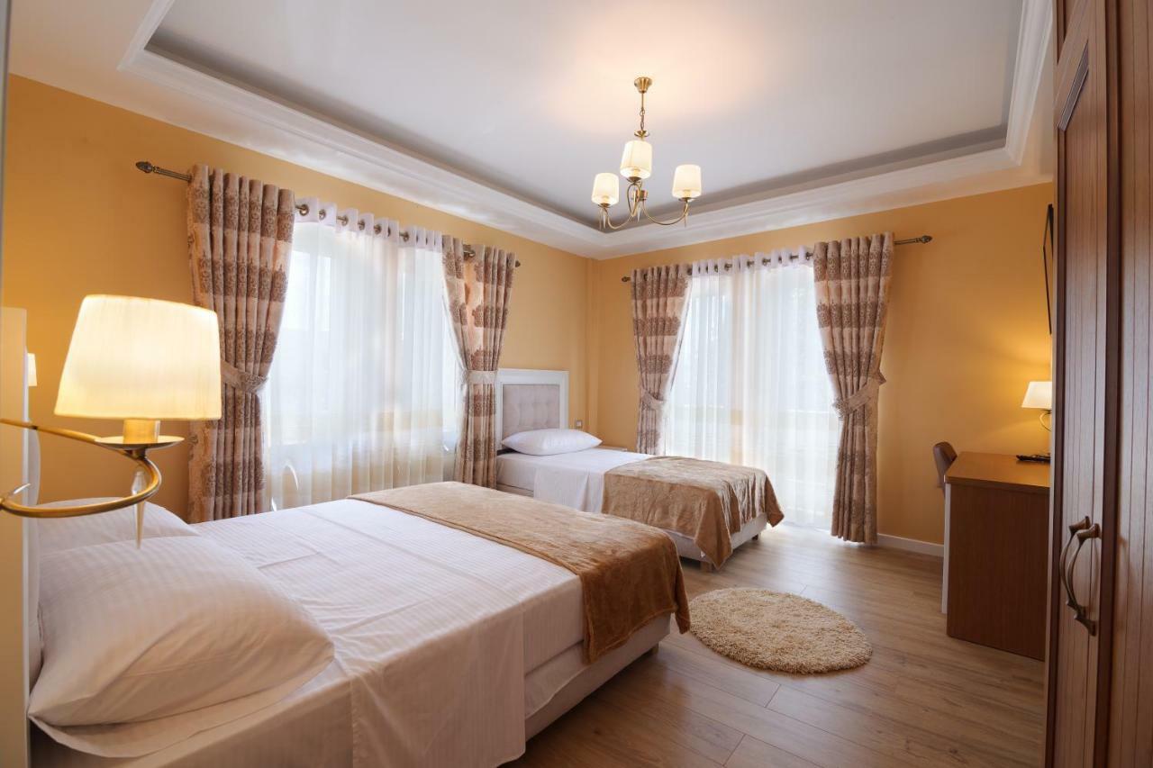 Bed and Breakfast Eagles Philadelphia à Korce Extérieur photo