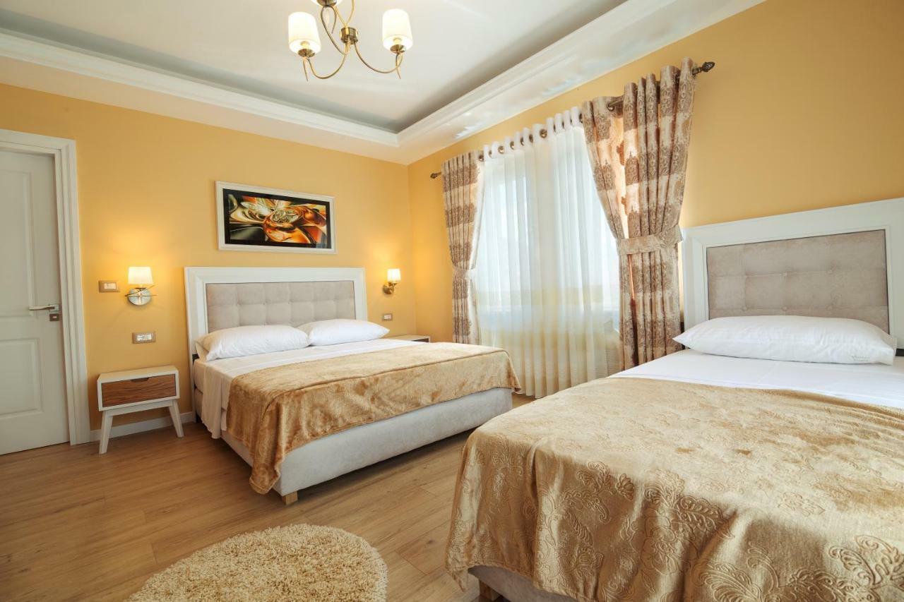 Bed and Breakfast Eagles Philadelphia à Korce Extérieur photo