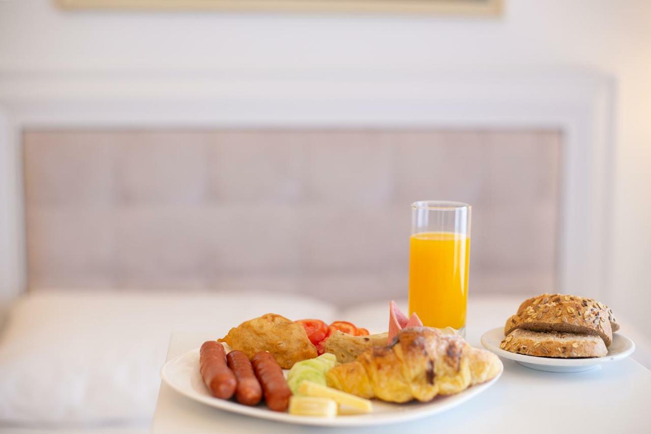 Bed and Breakfast Eagles Philadelphia à Korce Extérieur photo